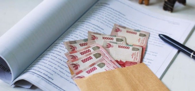 Menyisihkan Gaji Bulanan